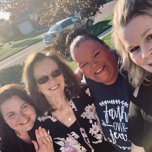 Meet your Posher, Mendie - Picture 1 of 1